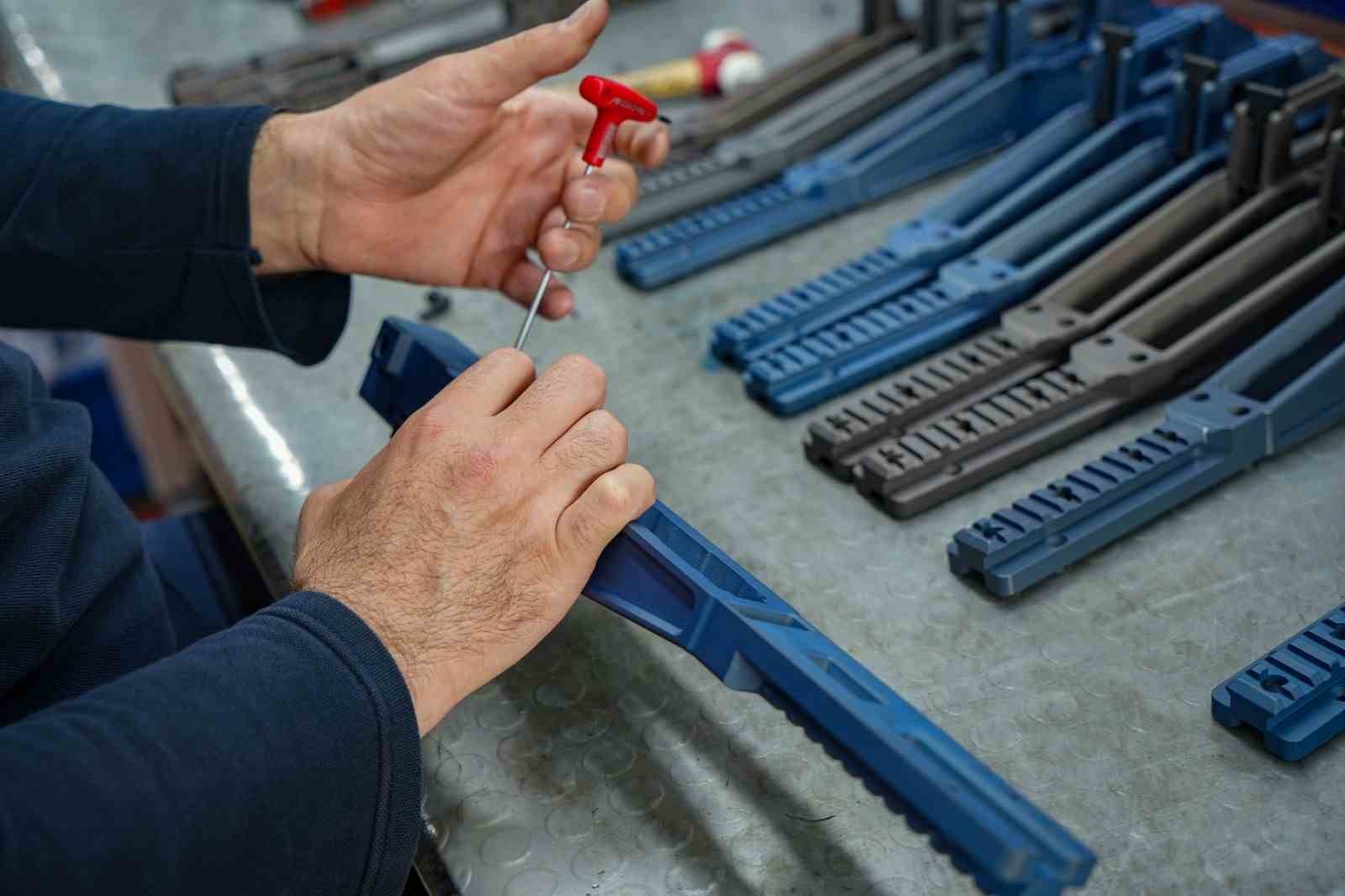 mkeden tsknin keskin gozlerine iki yeni keskin nisanci silahi 4 IQR9kfYI