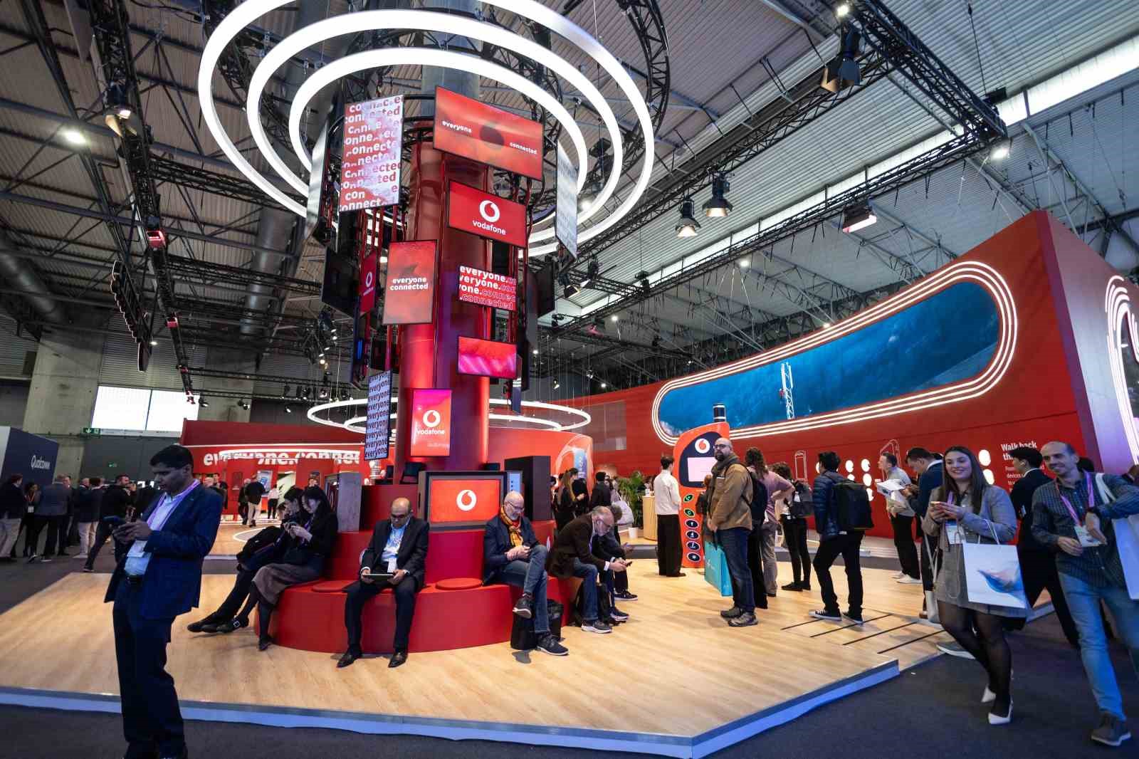 mobil dunya kongresinde vodafone standina yogun ilgi 0