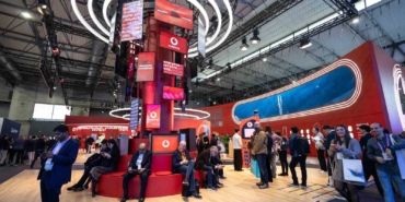 mobil-dunya-kongresinde-vodafone-standina-yogun-ilgi-rlYl368A.jpg