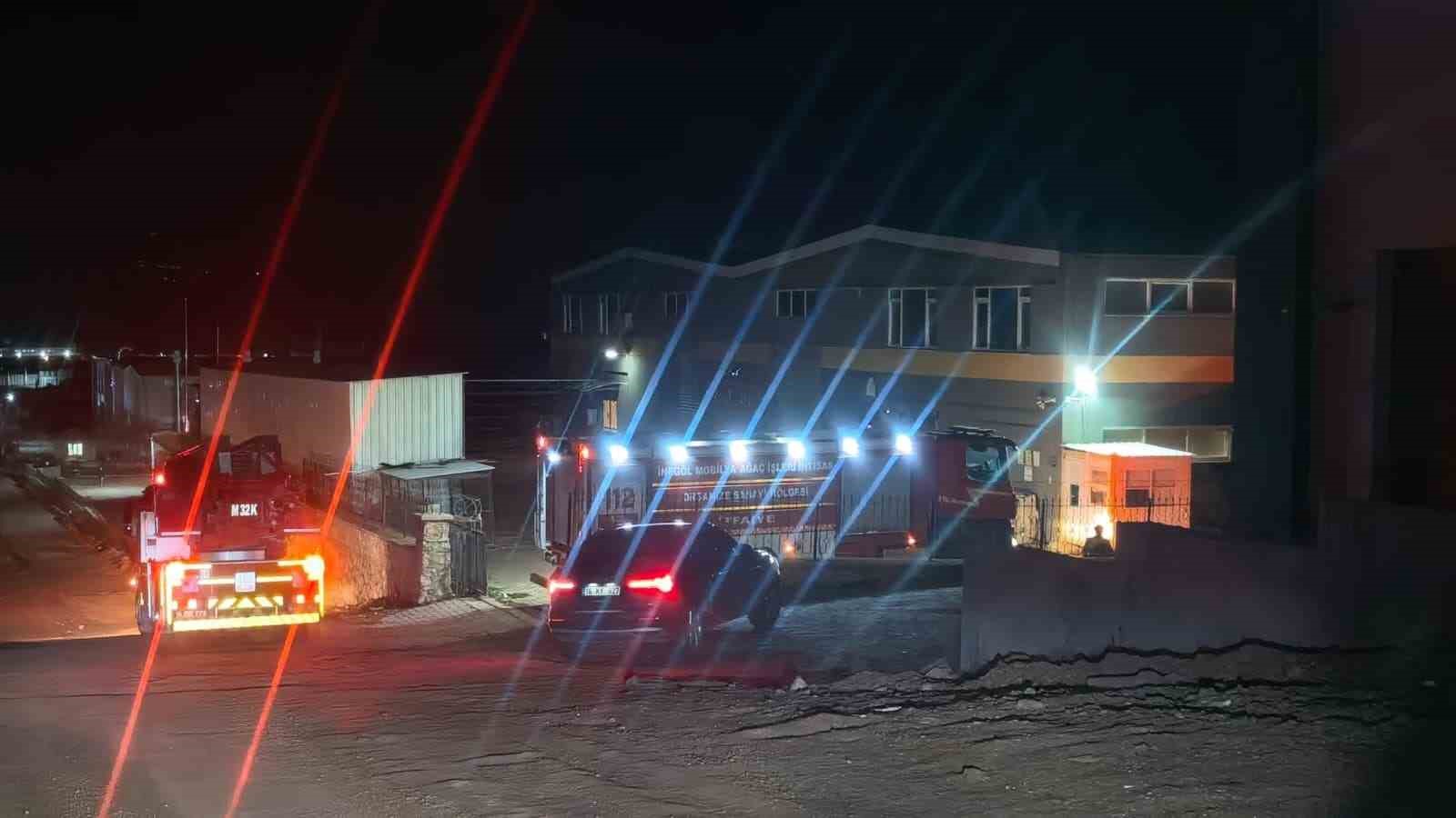 mobilya fabrikasinda feci kaza talas silosuna dusen isci hayatini kaybetti 3 niR1VRtd