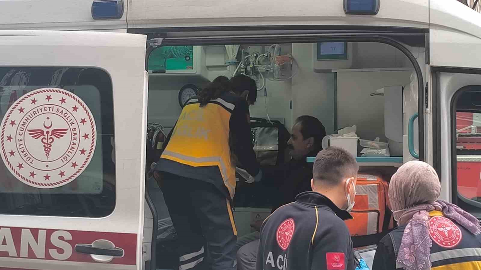 mobilya imalathanesindeki yanginda 3 kisi dumandan etkilendi 5 Z2LnCcjq