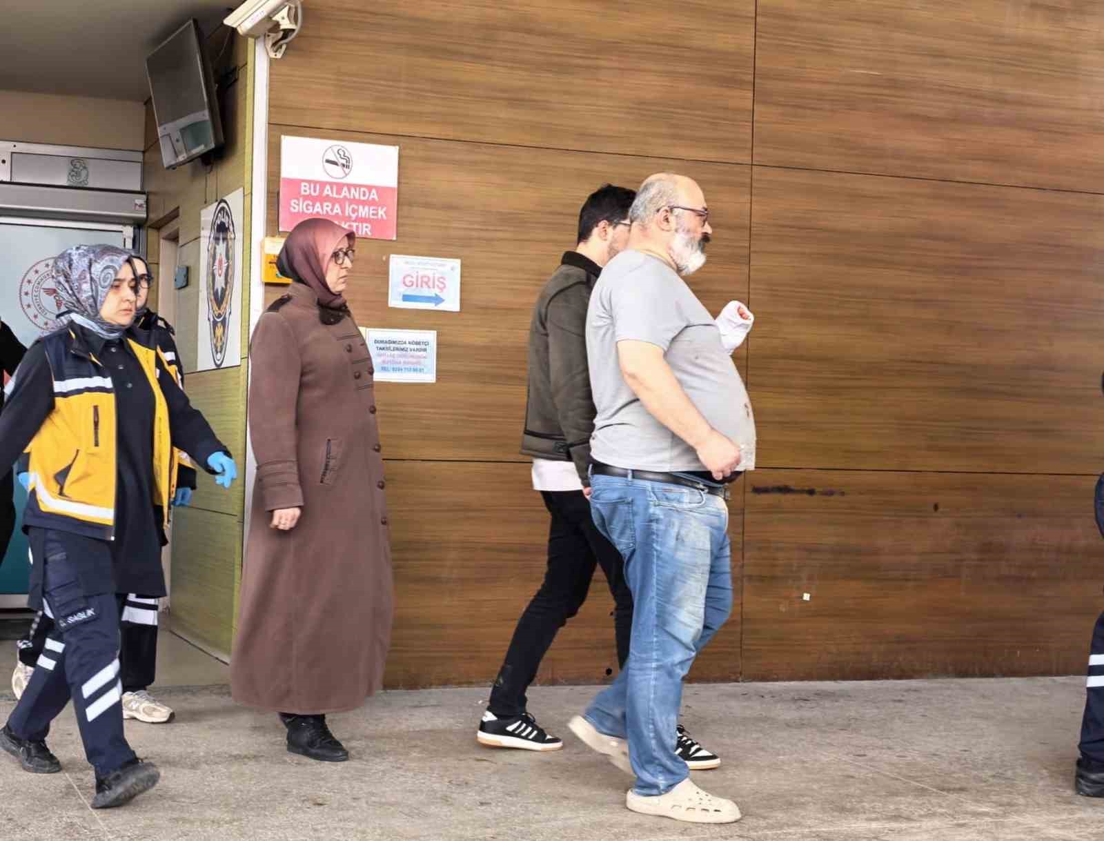 mobilya ustasi 3 parmagini frezeye kaptirdi 1 9unQPjYP