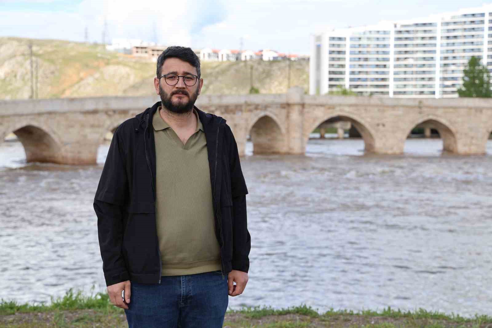 modern kopruler bir bir yikilirken selcuklu koprusu 8 asirdir dimdik ayakta duruyor 1