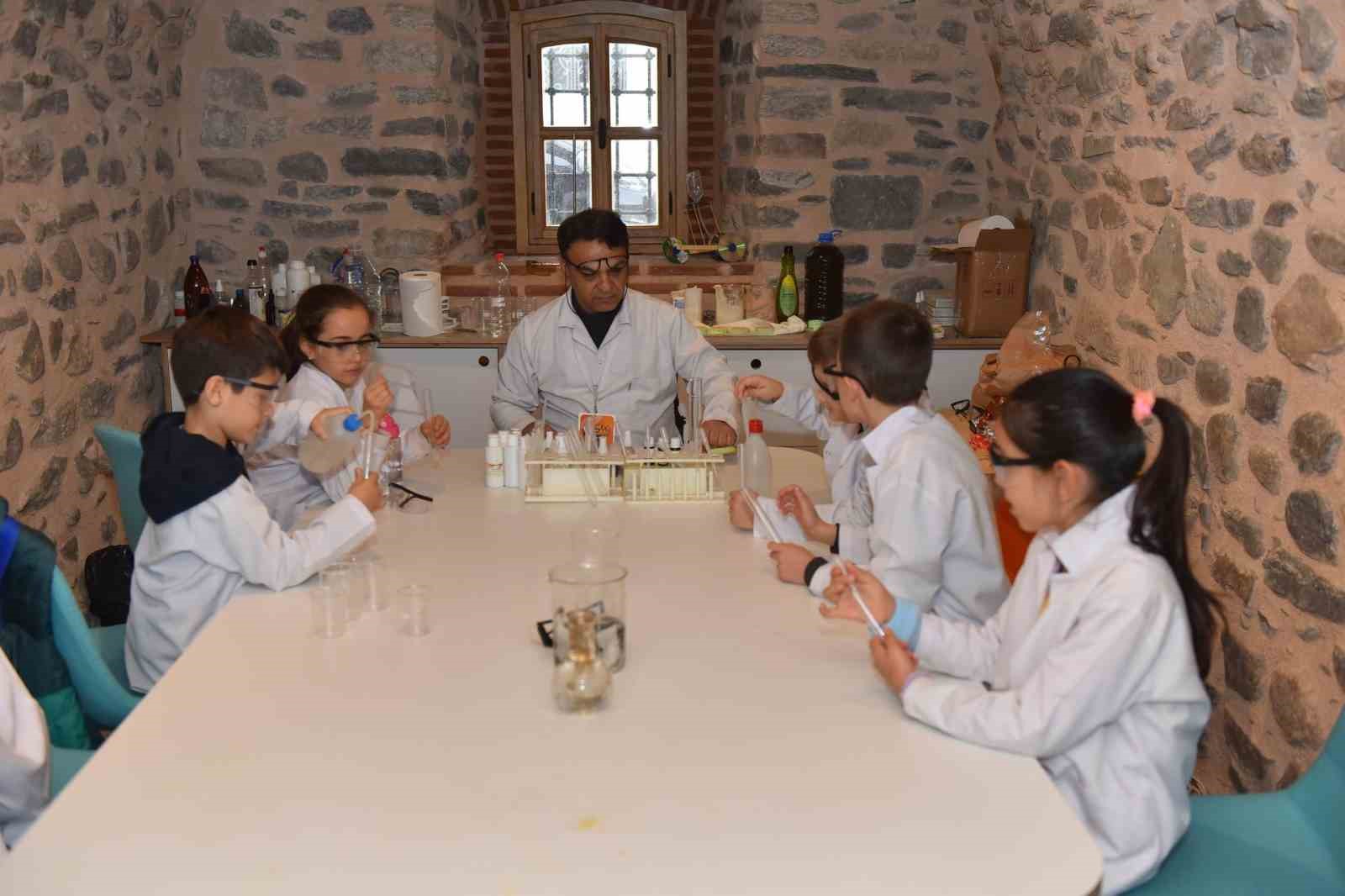 molla yegan cocuk universitesinde yeni donem basliyor 5 TfCZGKDT