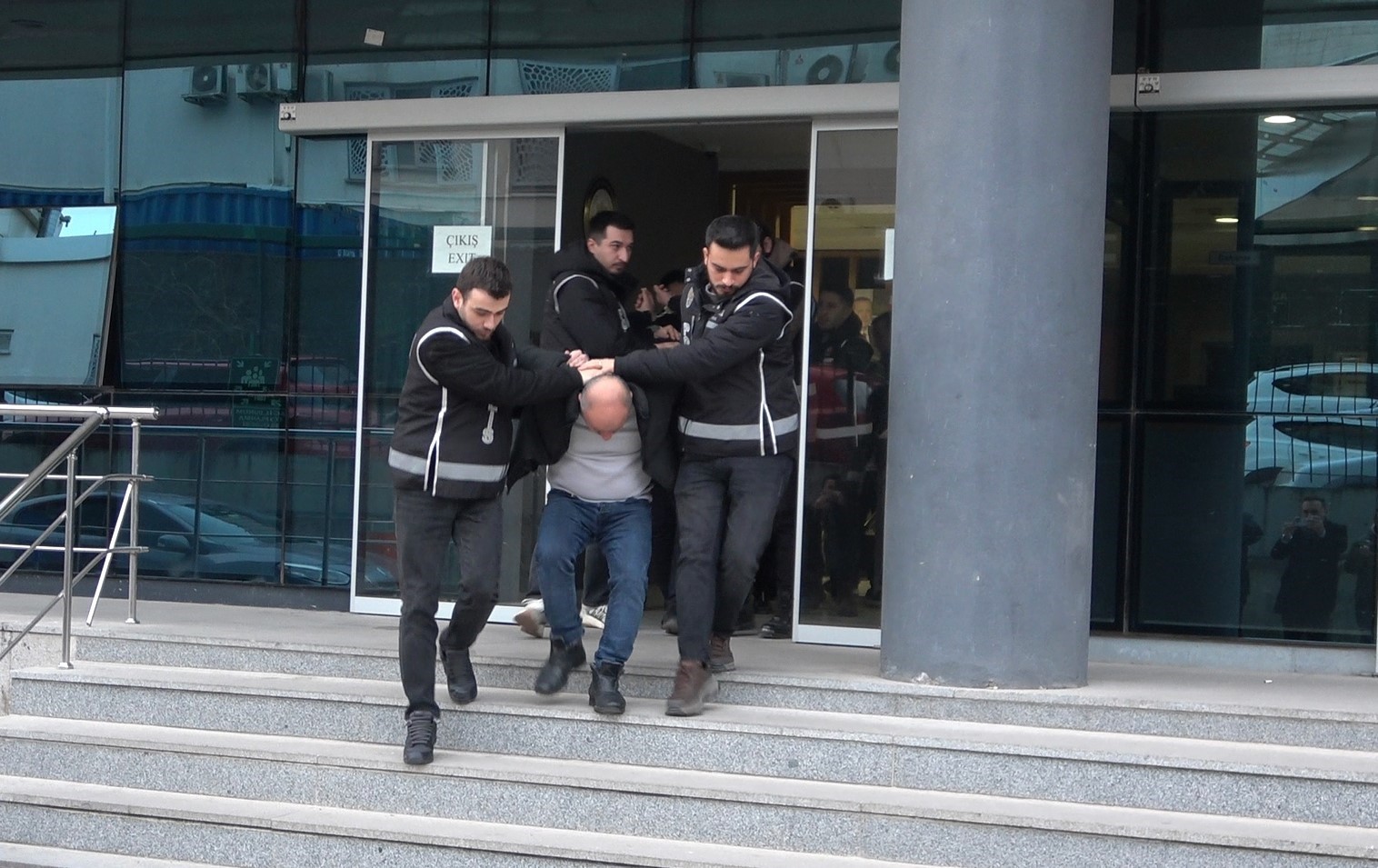 molotoflu saldiri kamerada suc orgutu ozel harek t baskiniyla yakalandilar 4 sfmS4Mp5