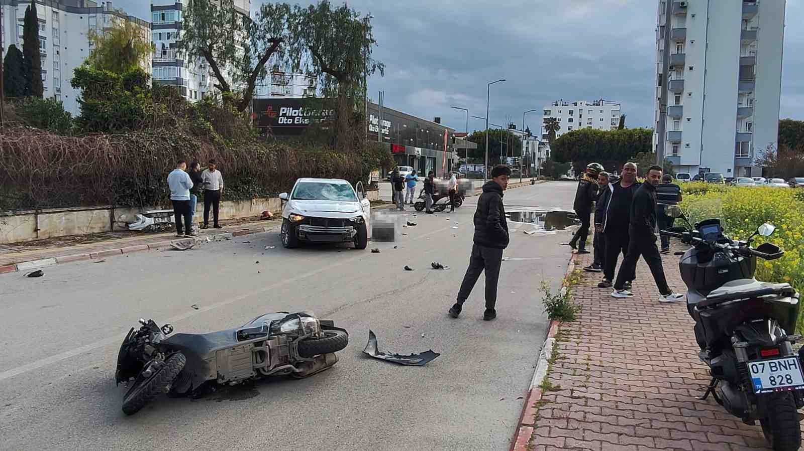 Motokurye feci kazada hayatını kaybetti, son yolculuğuna meslektaşları konvoyla uğurladı 4 motokurye feci kazada hayatini kaybetti son yolculuguna meslektaslari konvoyla ugurladi 0 XRKUGSzv