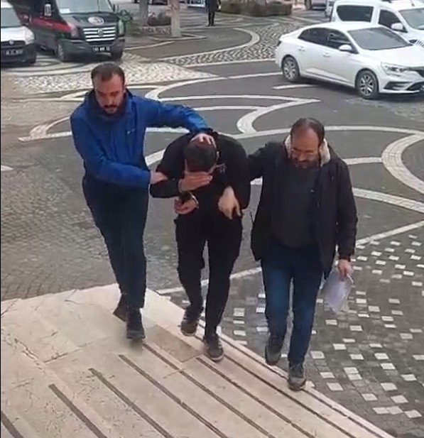 motosiklet calan hirsizdan kendimin sandim savunmasi 0 rXNQ9alT