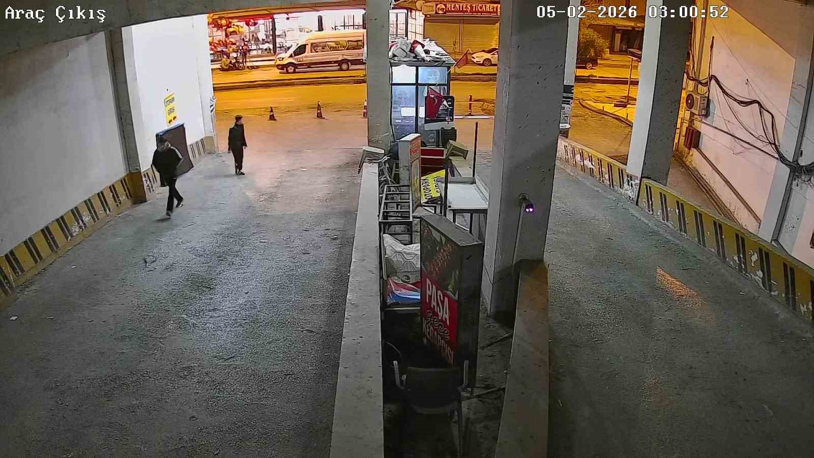 motosiklet caldilar gezerken yakalandilar 0 ghH8hf7z