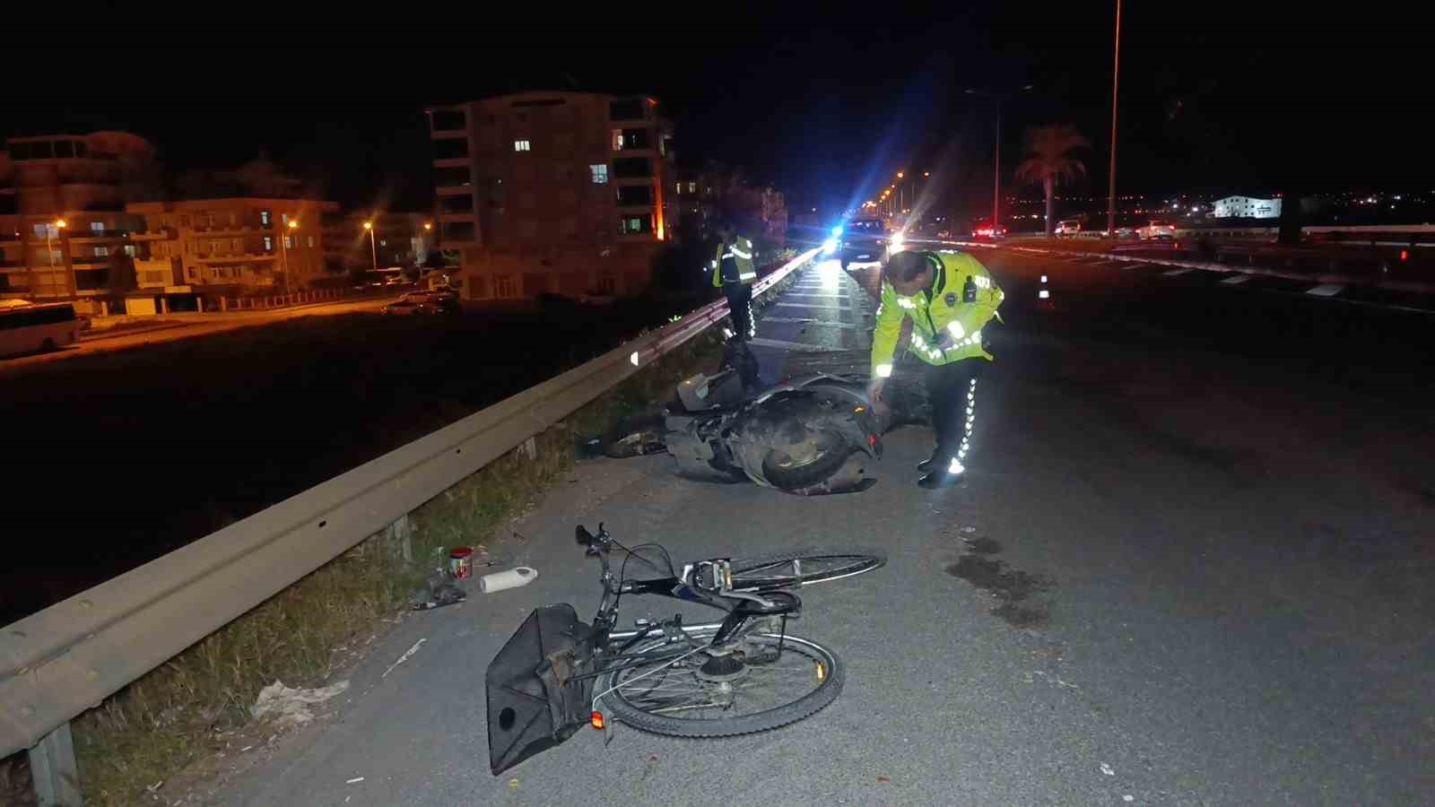 motosiklet ile bisiklet carpisti 2 agir yarali 4