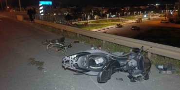 motosiklet-ile-bisiklet-carpisti-2-agir-yarali-dqBLKRbe.jpg