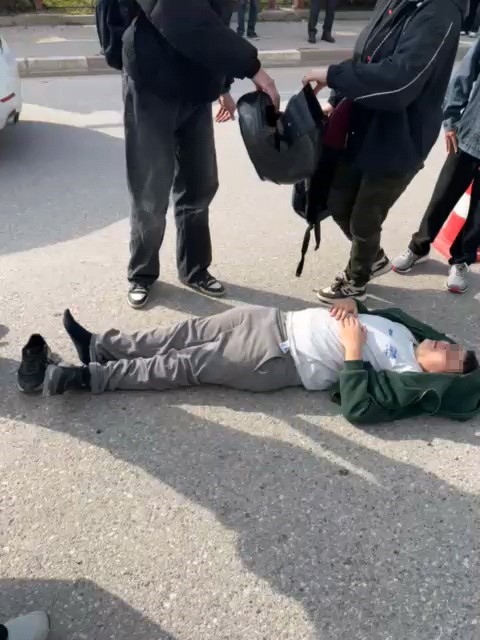 motosiklet ile bisiklet carpisti 3 kisi yaralandi 2 FHbEmX68