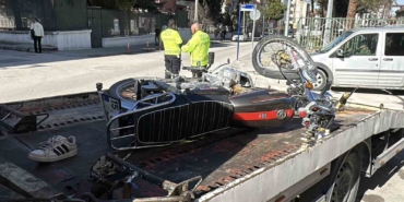 motosiklet-kavsaga-kontrolsuz-girerek-otomobile-carpti-1i-agir-2-yarali-B8DA1lHC.jpg