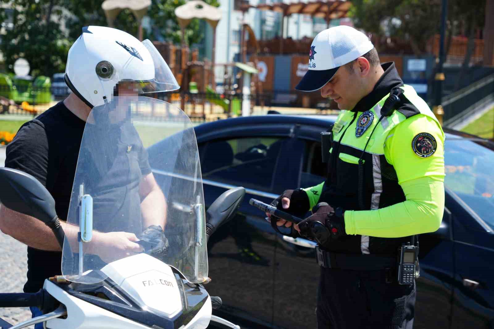 motosiklet kazalarinda alarm kusurda ilk sirada hiz var 0 hT87DZHG