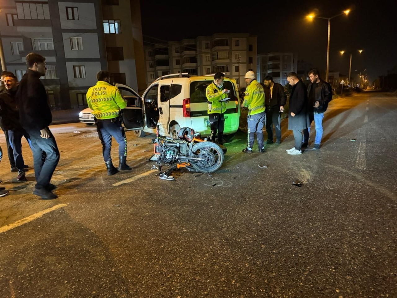 Motosiklet kazasında ağır yaralanmıştı, 17 gün sonra hayatını kaybetti 6 motosiklet kazasinda agir yaralanmisti 17 gun sonra hayatini kaybetti 2 7IvhmXDO