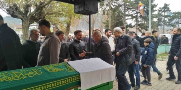 motosiklet-kazasinda-hayatini-kaybeden-genc-son-yolculuguna-ugurlandi-ASwe9skR.jpg
