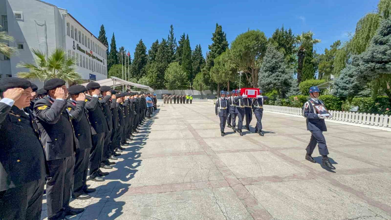 motosiklet kazasinda hayatini kaybeden jandarma personeline son gorev 0 TaOGDjJa