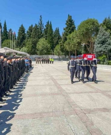 motosiklet-kazasinda-hayatini-kaybeden-jandarma-personeline-son-gorev-pukjQxvb.jpg