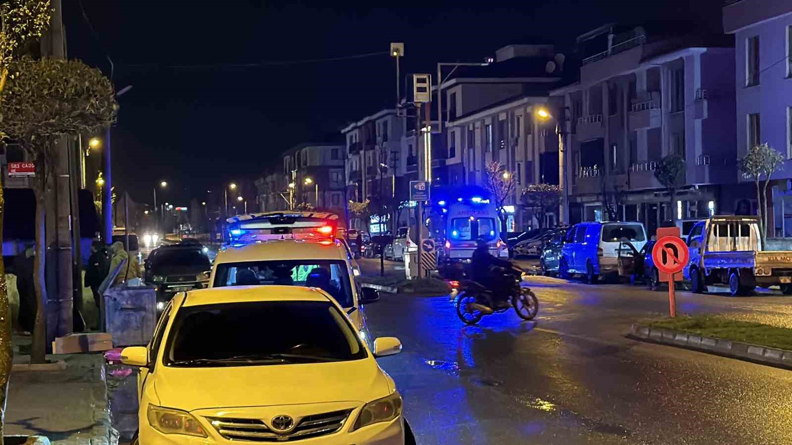 motosiklet kazasinda yaralanip hastaneye gitmek istemeyen genci polis ikna etti 4 Zr4RWc4b