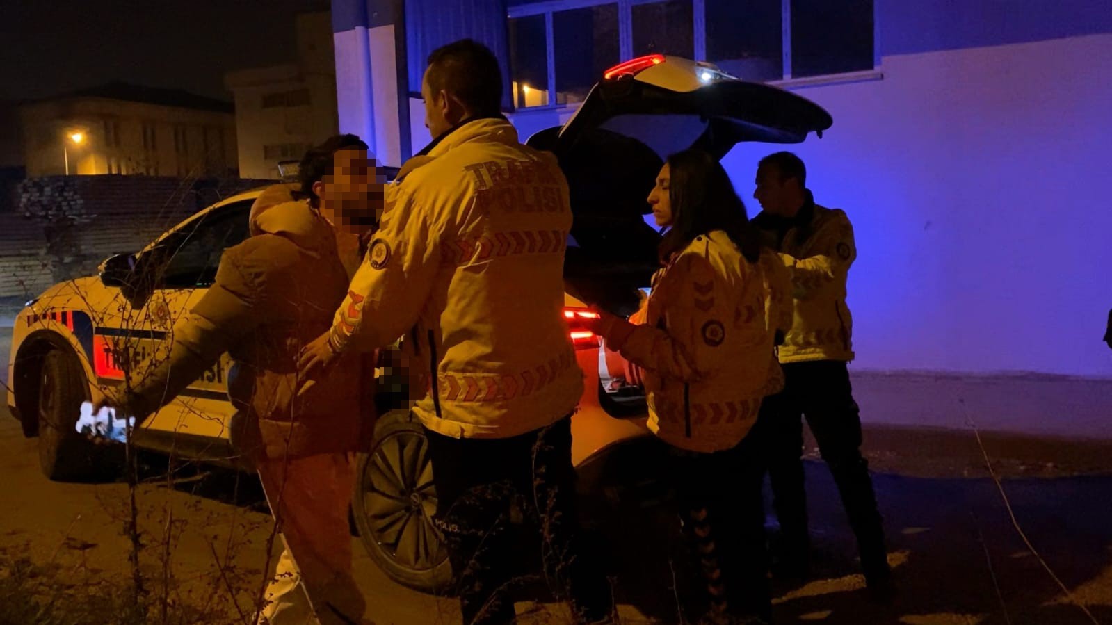 motosiklet surucusu hem ehliyetsiz hem alkollu cikti 4
