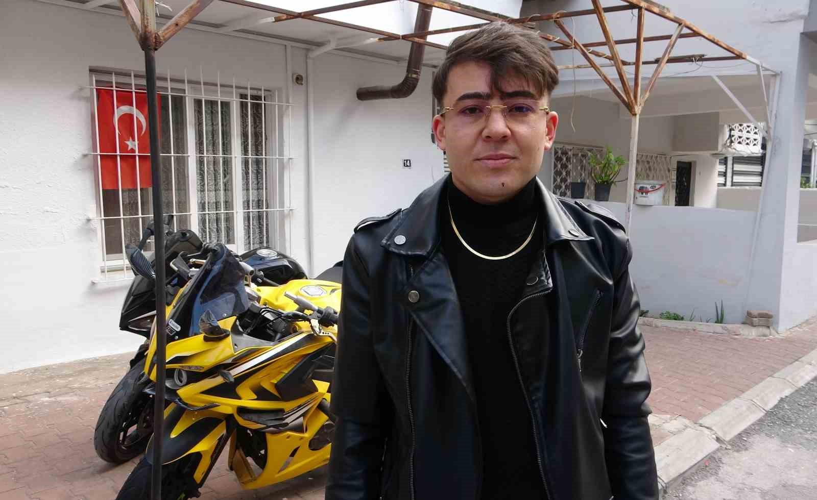 motosiklet surucusu kaski sayesinde yara almadan kurtuldu 2 mgWBeTC9