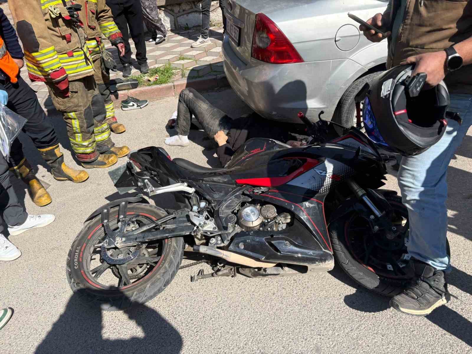 motosiklet surucusu olumden dondu 2 ztbTbQv9
