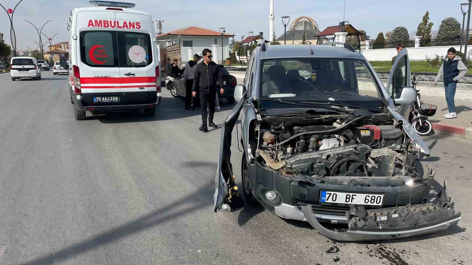 motosiklet surucusunun saniyelerle olumden dondugu kaza kamerada 1