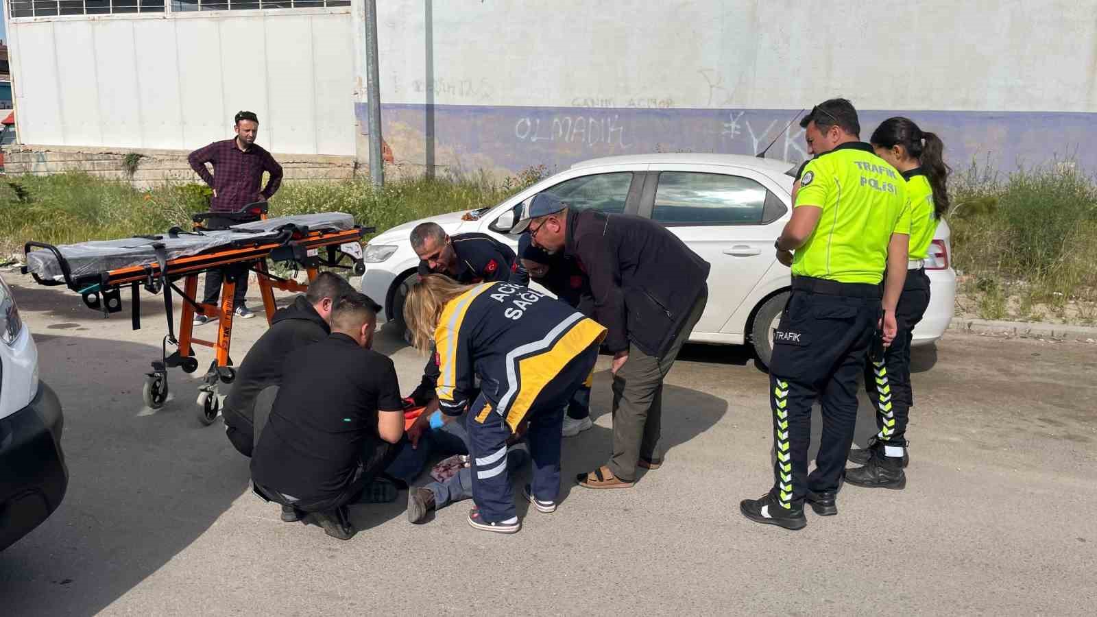 motosiklet surucusunun yaralandigi kaza kameraya yansidi 3 sSI7WTCv