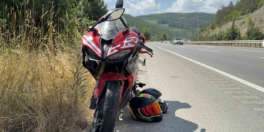 motosiklet-tira-arkadan-carpti-2-yarali-izzPBdYc.jpg