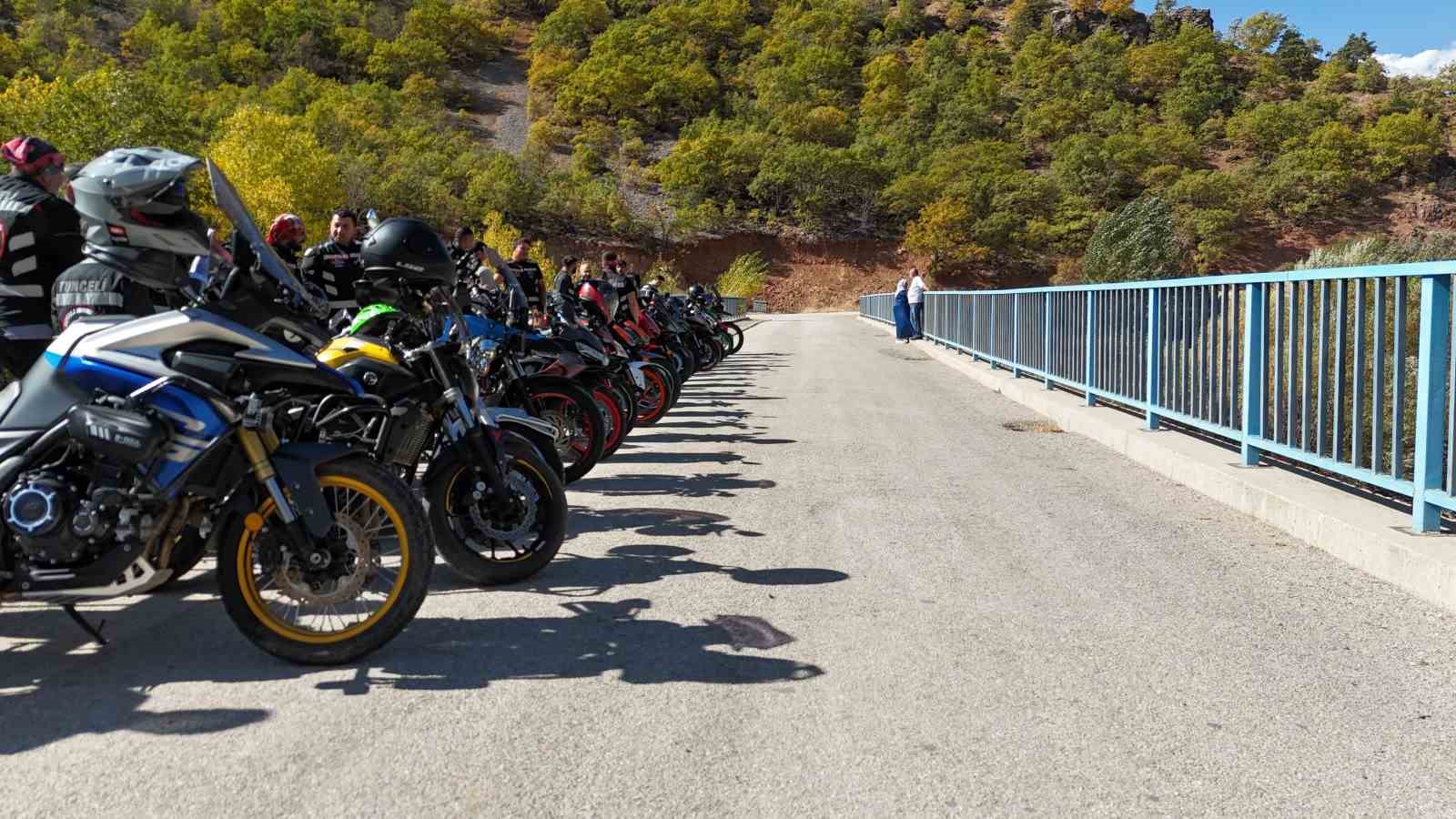motosiklet tutkunlari gencleri kotu aliskanliklardan uzak tutmak icin dernek kurdu 1 UeSFG75t