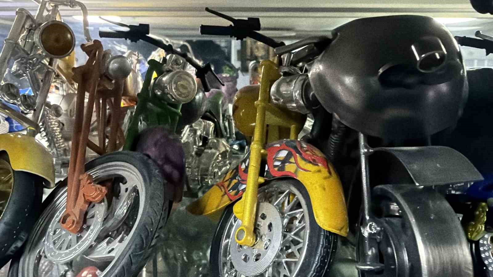 motosiklet tutkusunu koleksiyona cevirdi 1 A6Mtyz2e