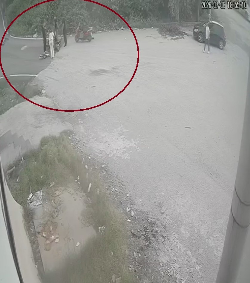 Motosiklet ve bisikletli çocuğun çarpıştığı anlar kamerada 5 motosiklet ve bisikletli cocugun carpistigi anlar kamerada 1 h7z8gnRw