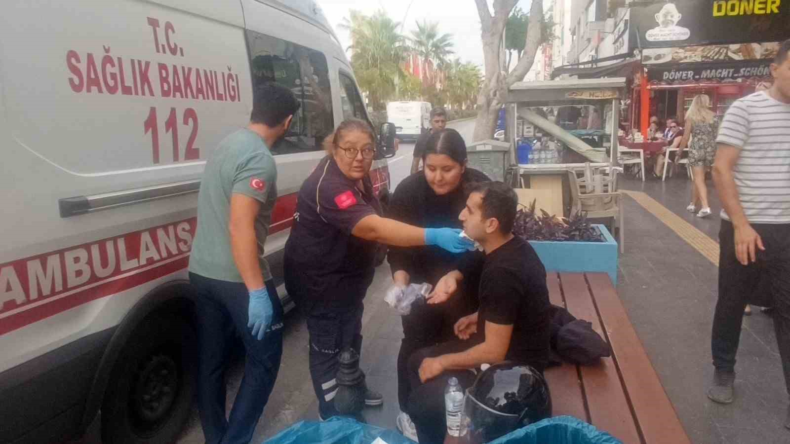 motosiklete carpmamak icin frene basti devrilen motosikletten yola savruldu 1 yarali 3 3wcJS17I