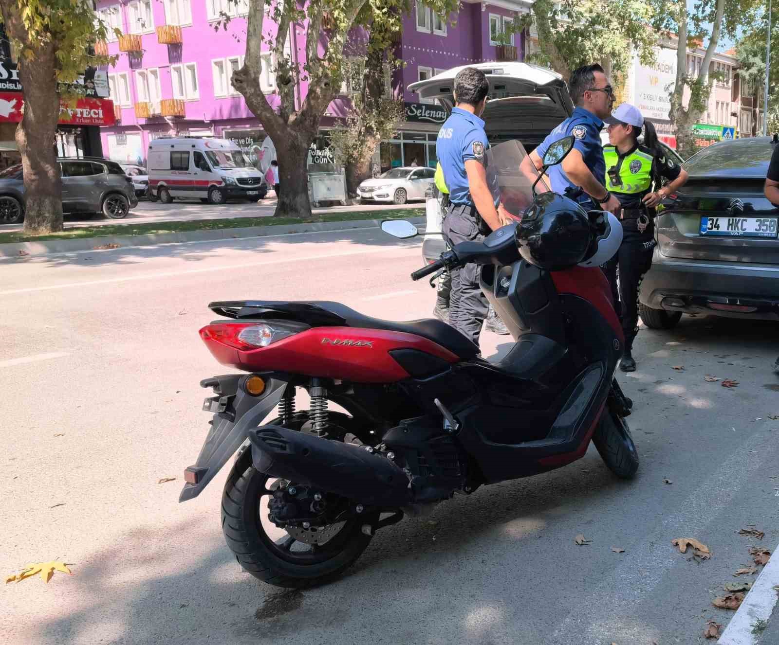 Motosikleti aldı, plakanın sahte olduğunu polis kontrolünde öğrendi 5 motosikleti aldi plakanin sahte oldugunu polis kontrolunde ogrendi 1 nlAwZnnq