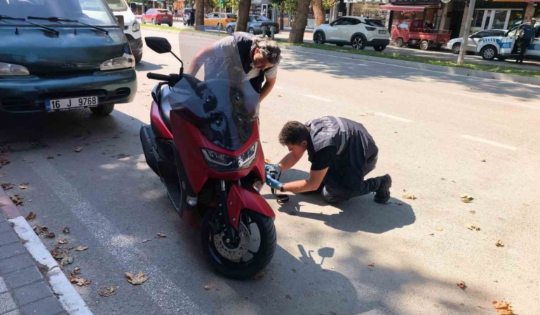 motosikleti-aldi-plakanin-sahte-oldugunu-polis-kontrolunde-ogrendi-WiD7Urbq.jpg