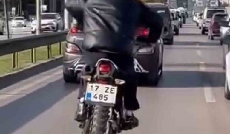 motosikleti-at-surer-gibi-surdu-dHS8qJ2Y.jpg