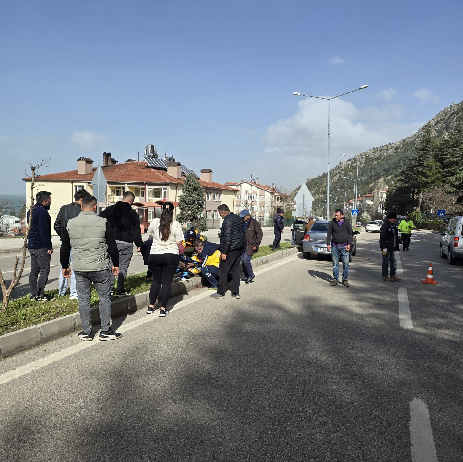 motosikletin kontrolunu kaybeden surucu agir yaralandi 0 4T5Swvqk
