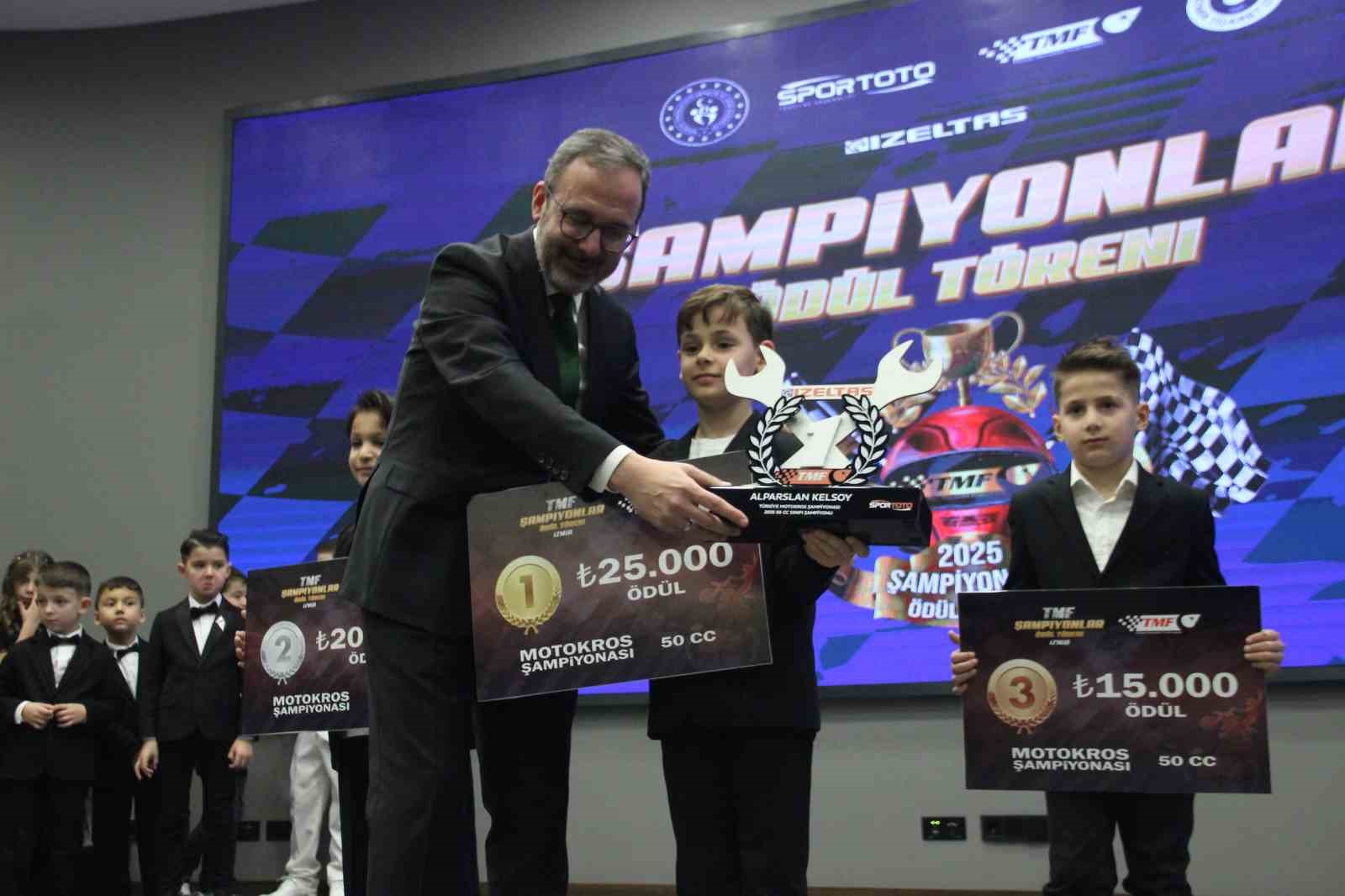 motosikletin sampiyonlari kupalarina izmirde kavustu 13 nlMk7kRh