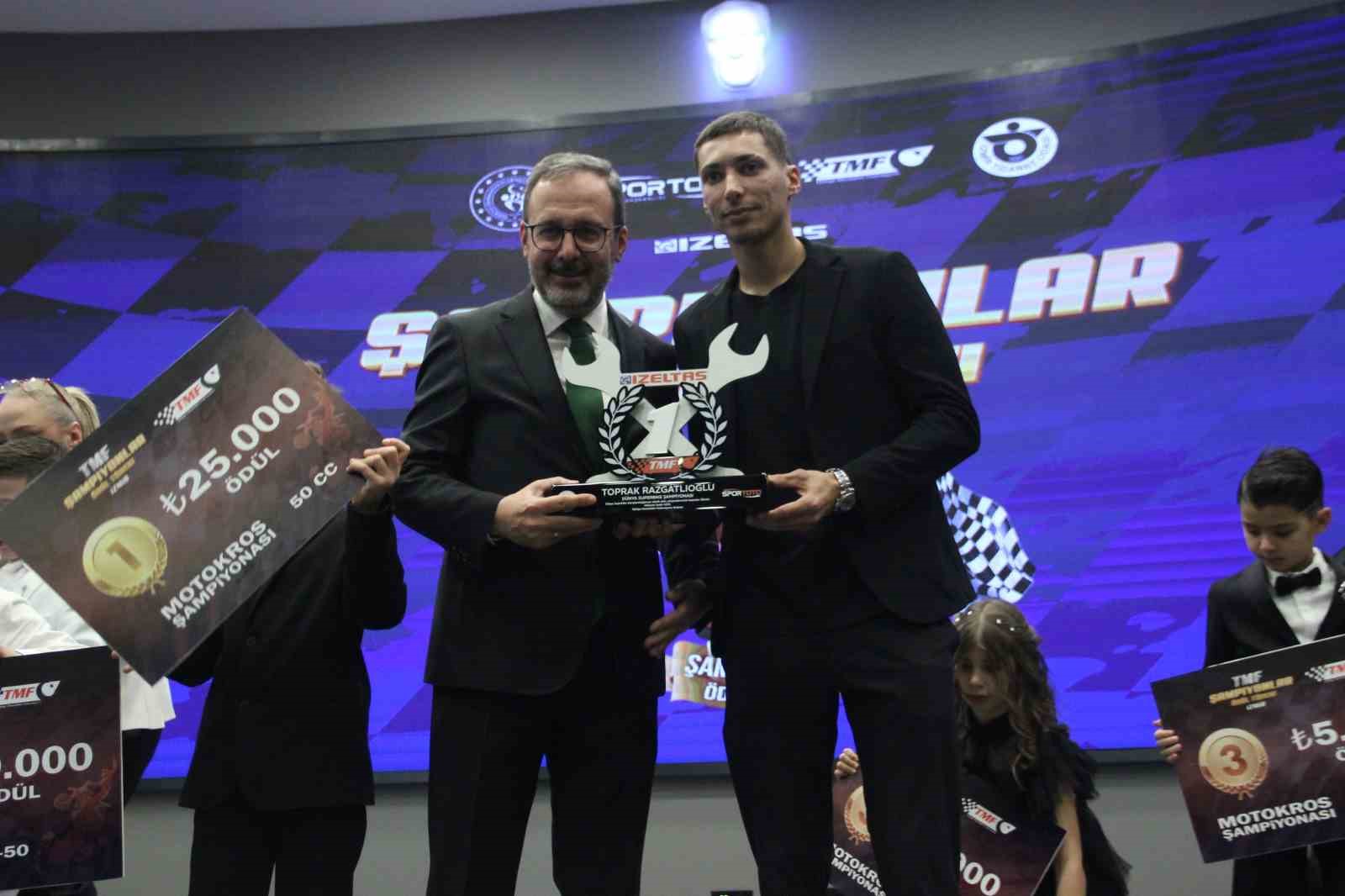 motosikletin sampiyonlari kupalarina izmirde kavustu 2 aEBYwFNa