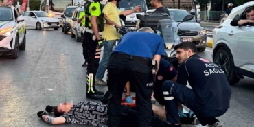 motosikletlerin-carpistigi-kaza-kameraya-yansidi-1-yarali-QUKnQTEF.jpg