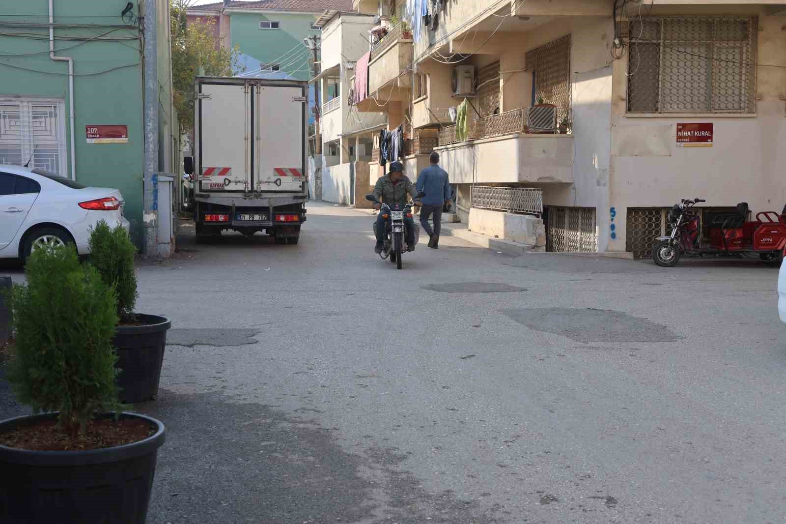 motosikletlerin kafa kafaya carpistigi anlar kameraya yansidi 2 2SDDD1Qn
