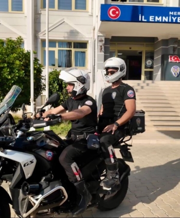 motosikletli-polis-timleri-gorevde-40-bin-kisiyi-kontrol-etti-ycg3L3hf.jpg