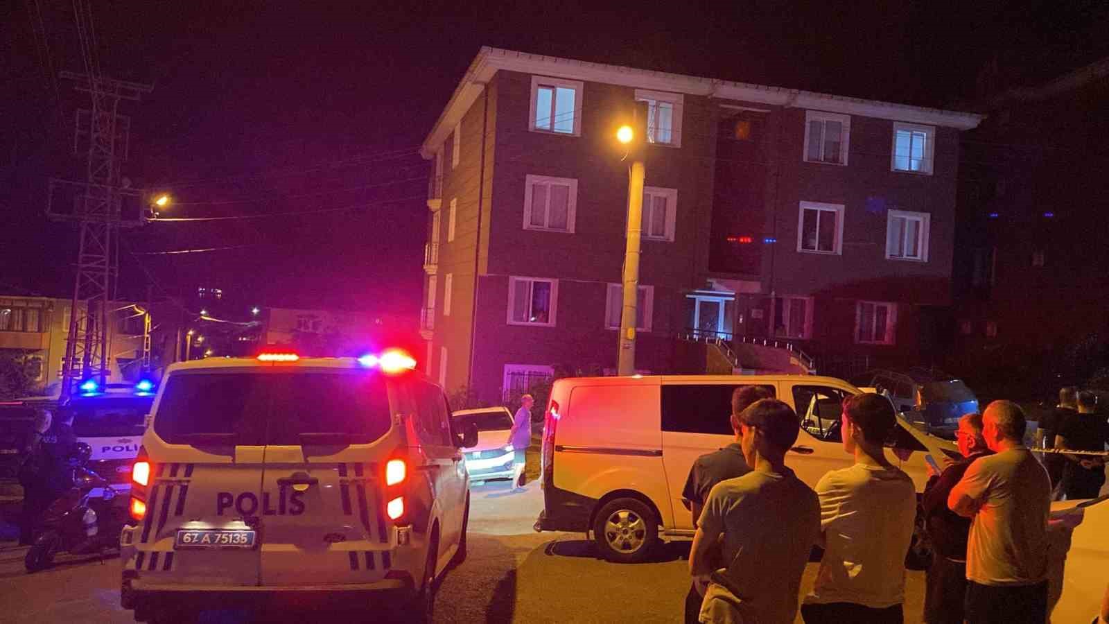 Motosikletli saldırgan dehşet saçtı: 5 el ateş açıp kaçtı 4 motosikletli saldirgan dehset sacti 5 el ates acip kacti 0 f5VDUngT