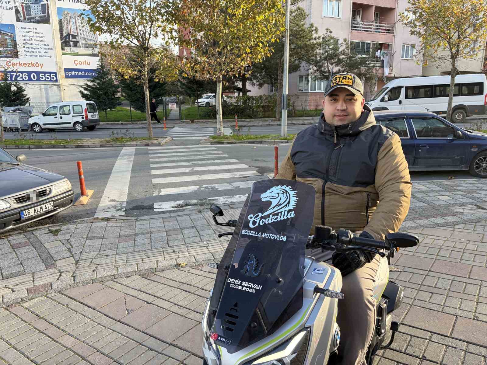 motosikletli viral olan yol verme anini anlatti 0 V4XNRvjD