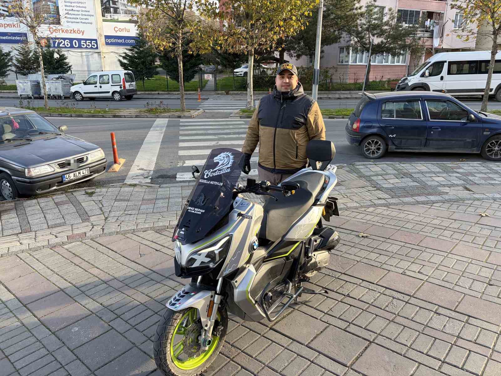 motosikletli viral olan yol verme anini anlatti 1 VK6Z64wA