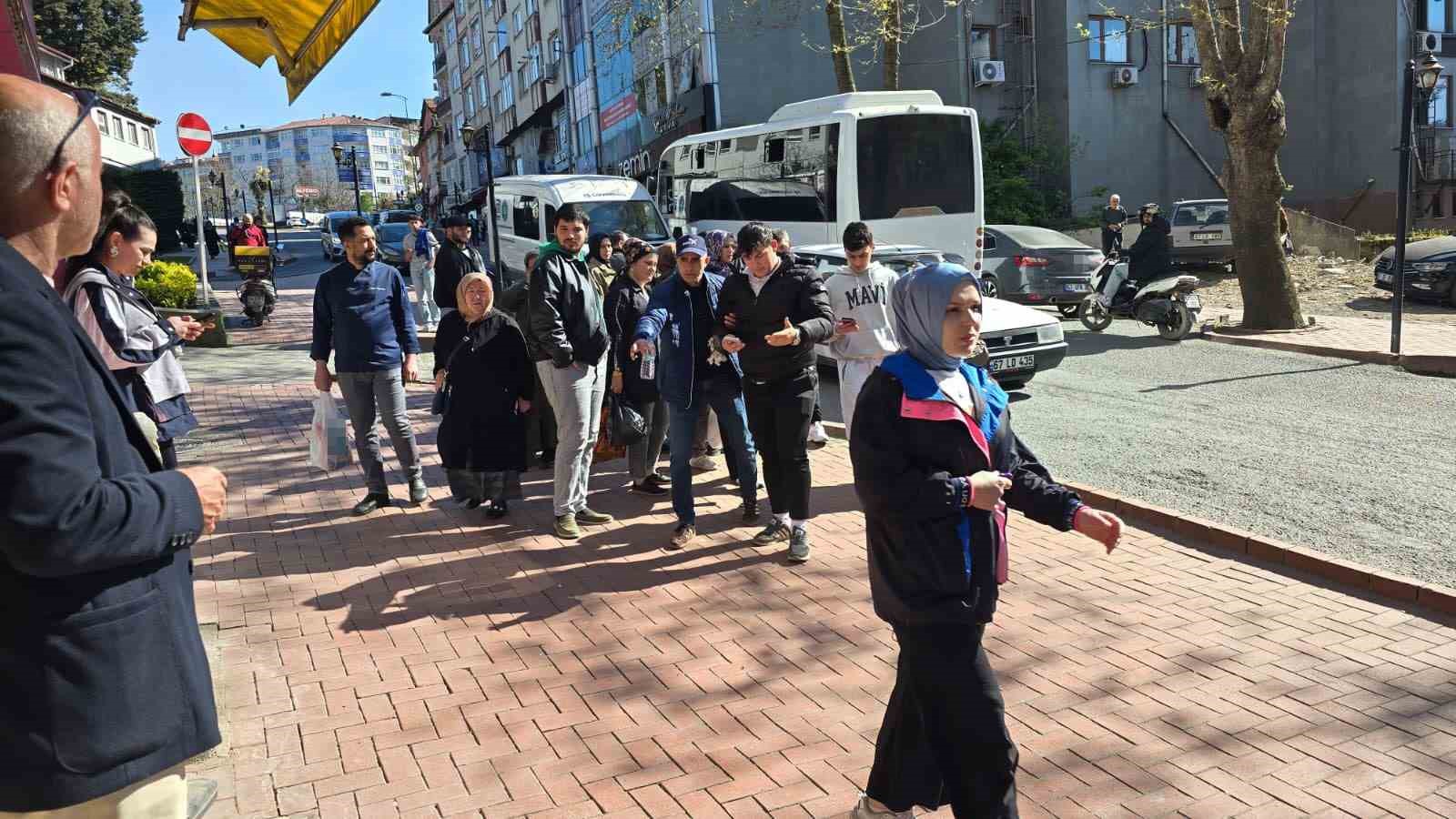 motosikletli yayadan kacarken kaza yapti 1 fAZKNjcw