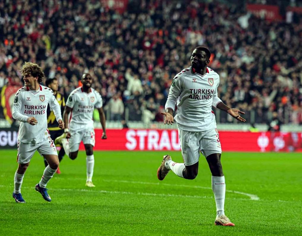 mouandilmadji avrupada gol kralligina kosuyor 2 aLPsIqE4