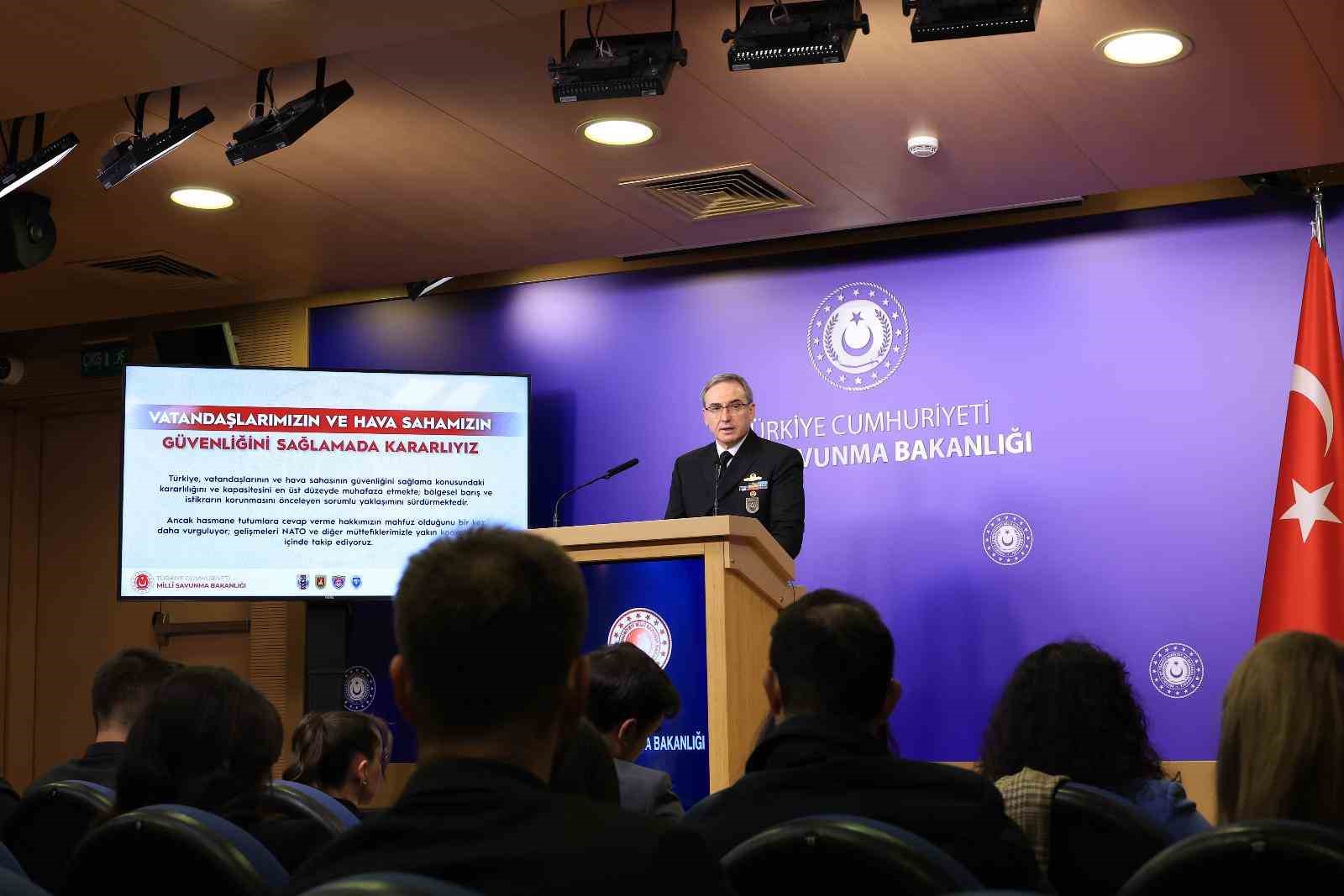 MSB: "(ABD-İsrail-İran) "Tarafları saldırılara bir an önce son vermeye ve sorunları diyalog yoluyla çözmeye davet ediyoruz" 6 msb abd israil iran taraflari saldirilara bir an once son vermeye ve sorunlari diyalog yoluyla cozmeye i7Fisez9