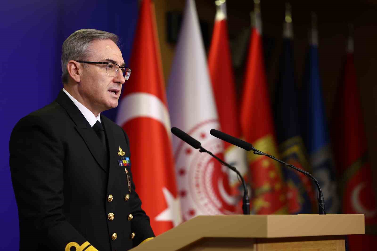 MSB: "Bazı Yunanlı yetkililer tarafından yapılan gerginliği artırıcı eylem ve söylemler, oluşan olumlu atmosfere zarar vermekten başka bir işe yaramamaktadır" 6 msb bazi yunanli yetkililer tarafindan yapilan gerginligi artirici eylem ve soylemler olusan olumlu atmosfere PC2XCihX