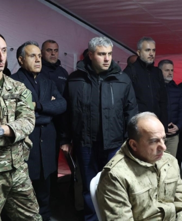 msb-kaza-kirim-ve-arama-kurtarma-ekibi-olay-yerinde-calismalarina-devam-ediyor-DDCrmVMC.jpg