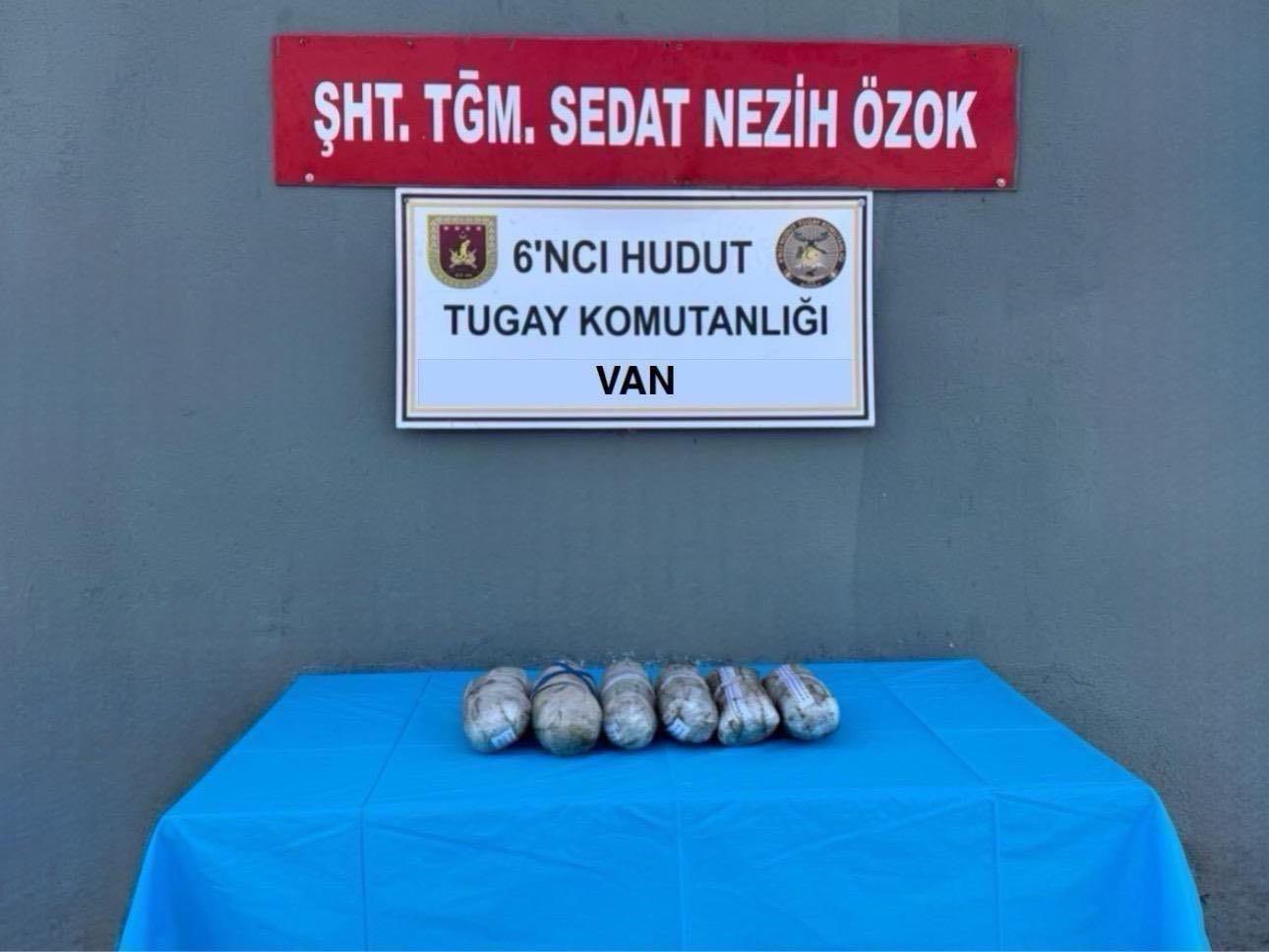 msb vanda yurutulen operasyonlarda 5 kilogram uyusturucu madde ele gecirildigini duyurdu 1 PIs4HIFh